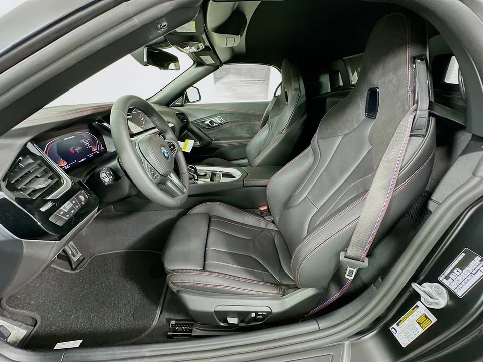 2026 BMW G29 Z4 M40i Roadster - Image 16 of 22