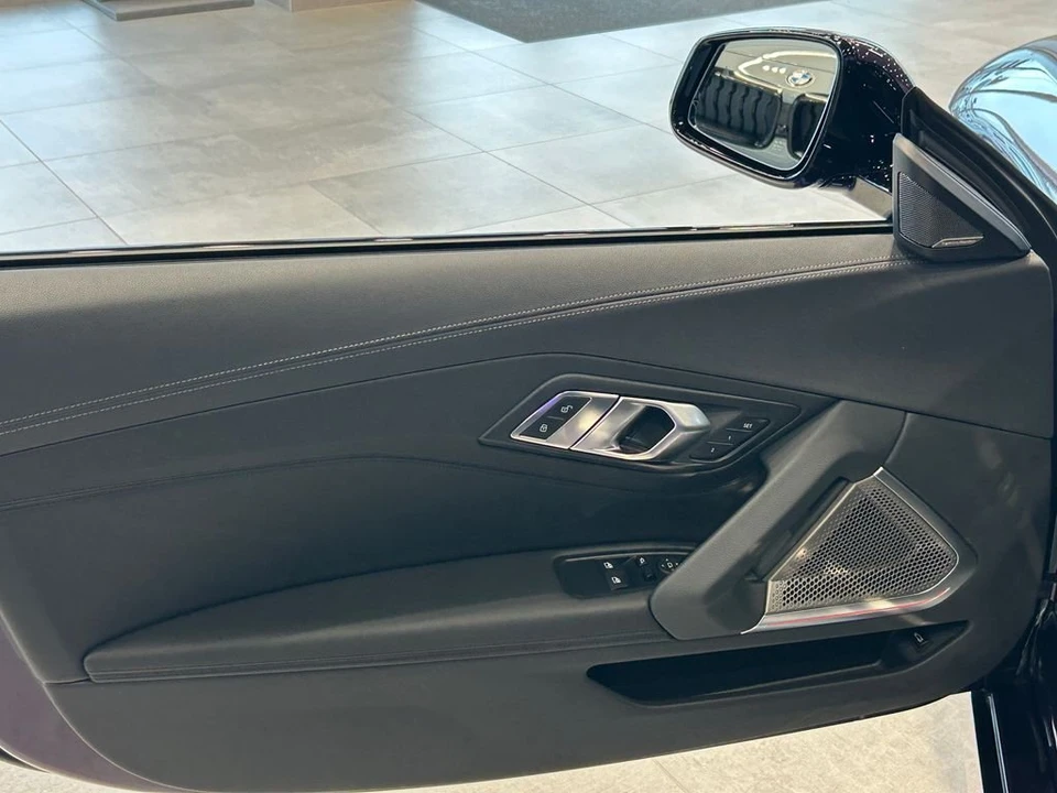 2026 BMW G29 Z4 M40i Roadster - Image 12 of 27