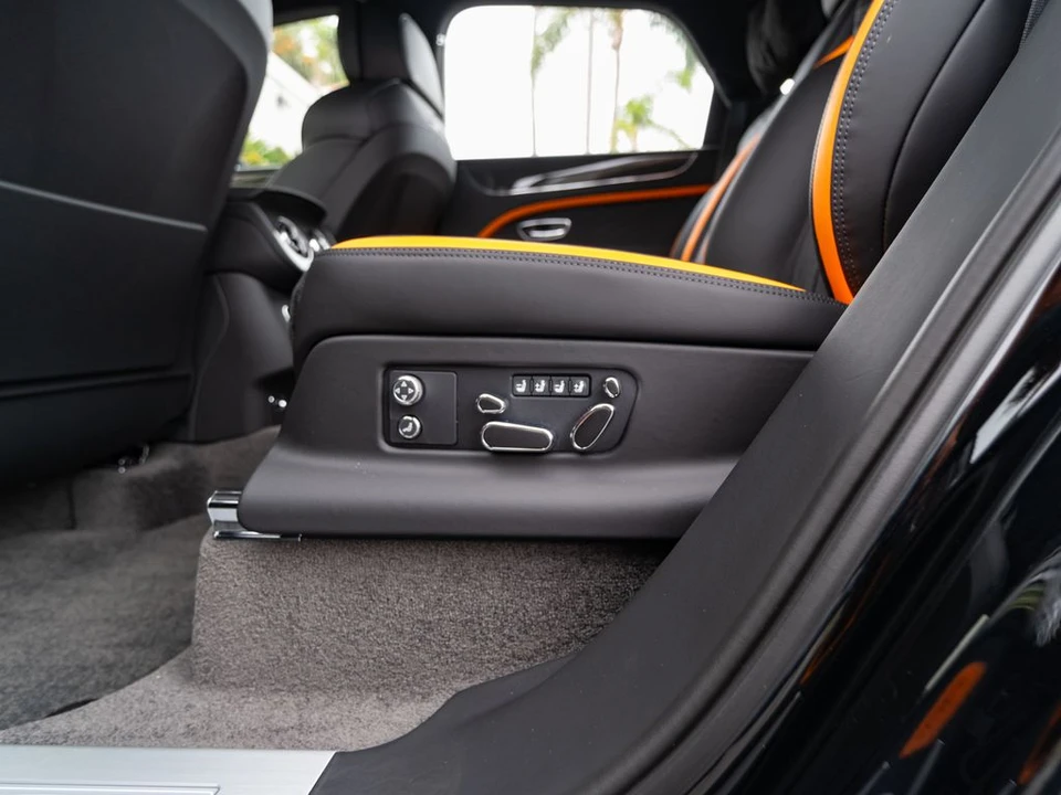 2026 Bentley Bentayga Speed - Image 22 of 31