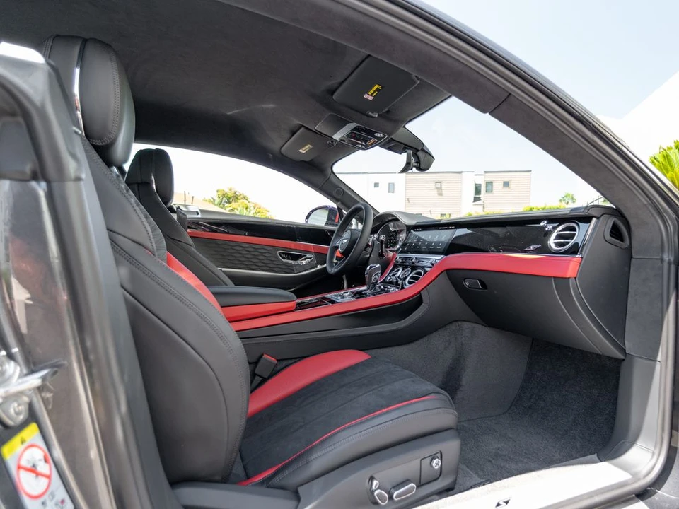 2026 Bentley Continental GT 4th Gen - Image 16 of 31