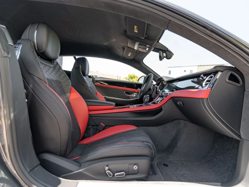 2026 Bentley Continental GT 4th Gen - Image 17 of 31