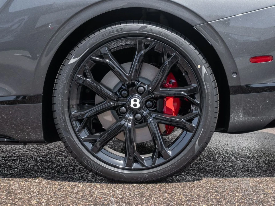 2026 Bentley Continental GT 4th Gen - Image 25 of 31