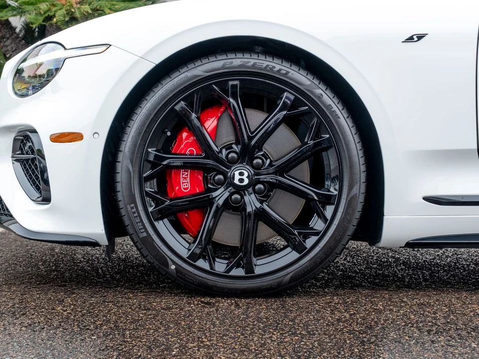 2026 Bentley Continental GT 4th Gen - Image 6 of 31