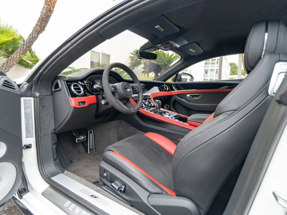 2026 Bentley Continental GT 4th Gen - Image 10 of 31
