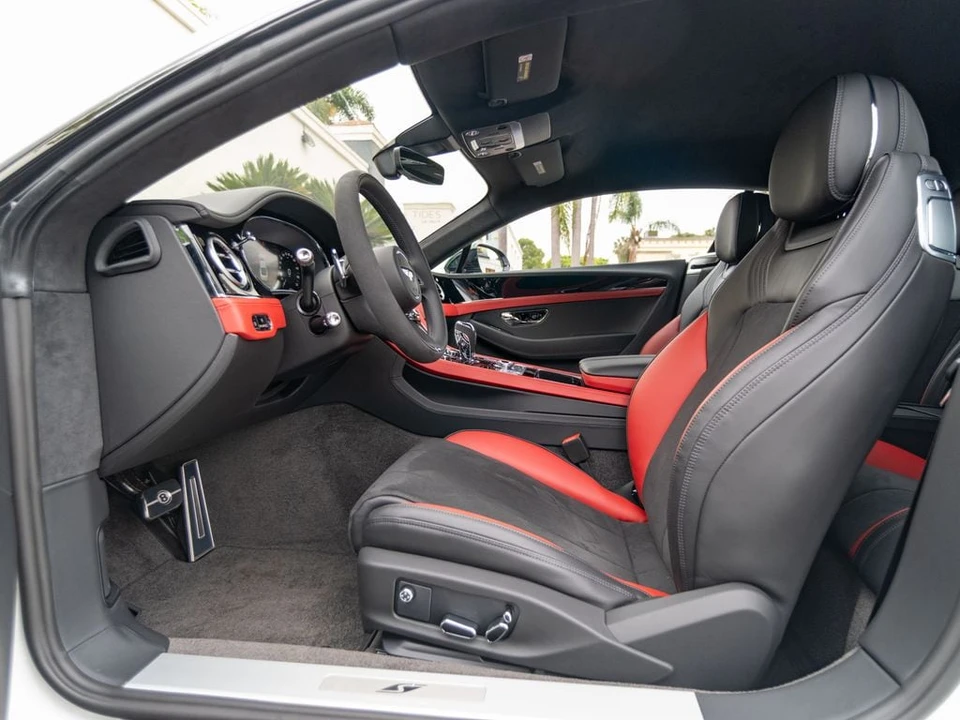 2026 Bentley Continental GT 4th Gen - Image 11 of 31