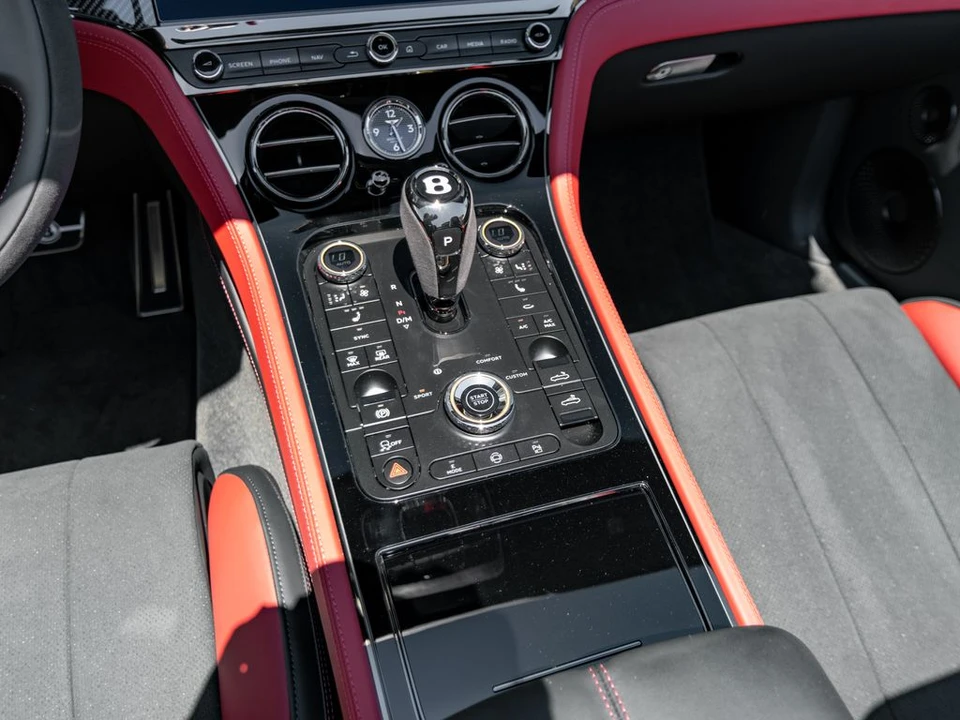 2026 Bentley Continental GTC - Image 20 of 31