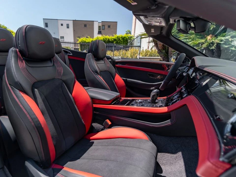 2026 Bentley Continental GTC - Image 17 of 31