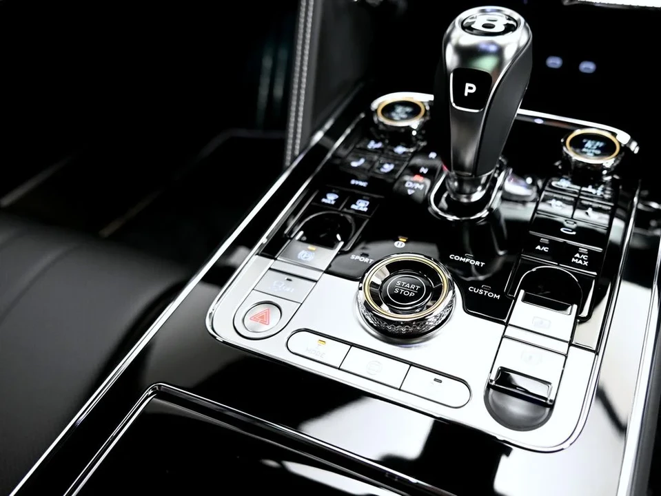 2026 Bentley Continental Flying Spur - Image 22 of 31