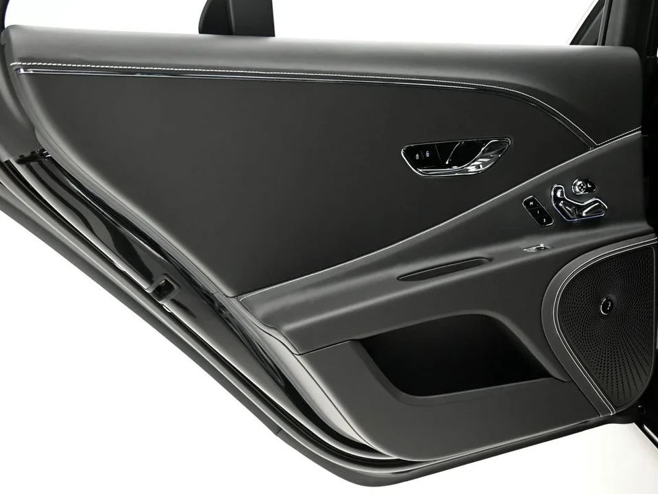 2026 Bentley Continental Flying Spur - Image 26 of 31