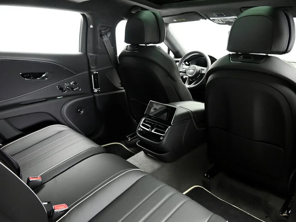 2026 Bentley Continental Flying Spur - Image 10 of 31