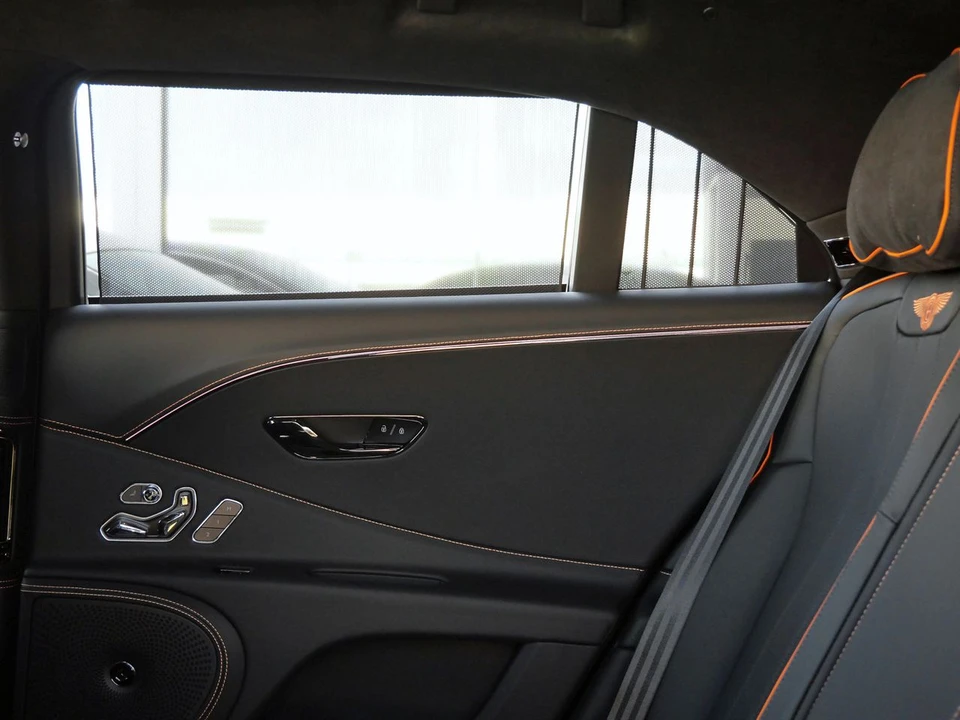 2026 Bentley - Image 18 of 26
