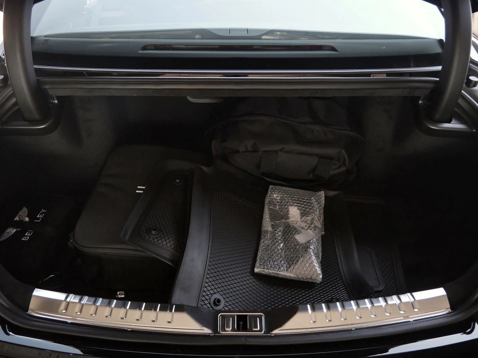 2026 Bentley - Image 21 of 26