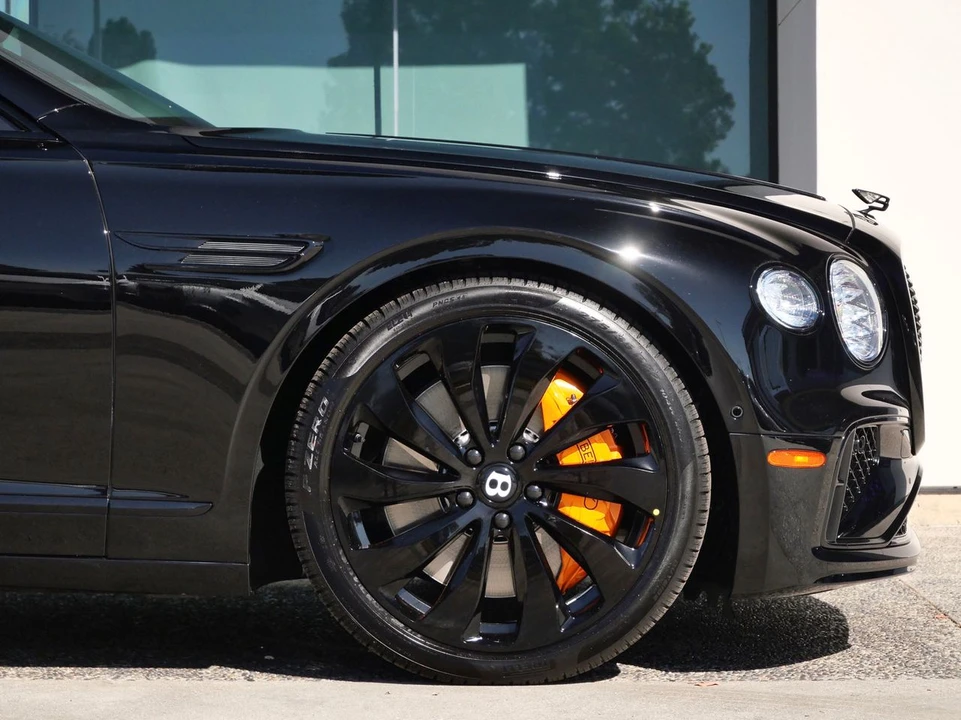 2026 Bentley - Image 6 of 26