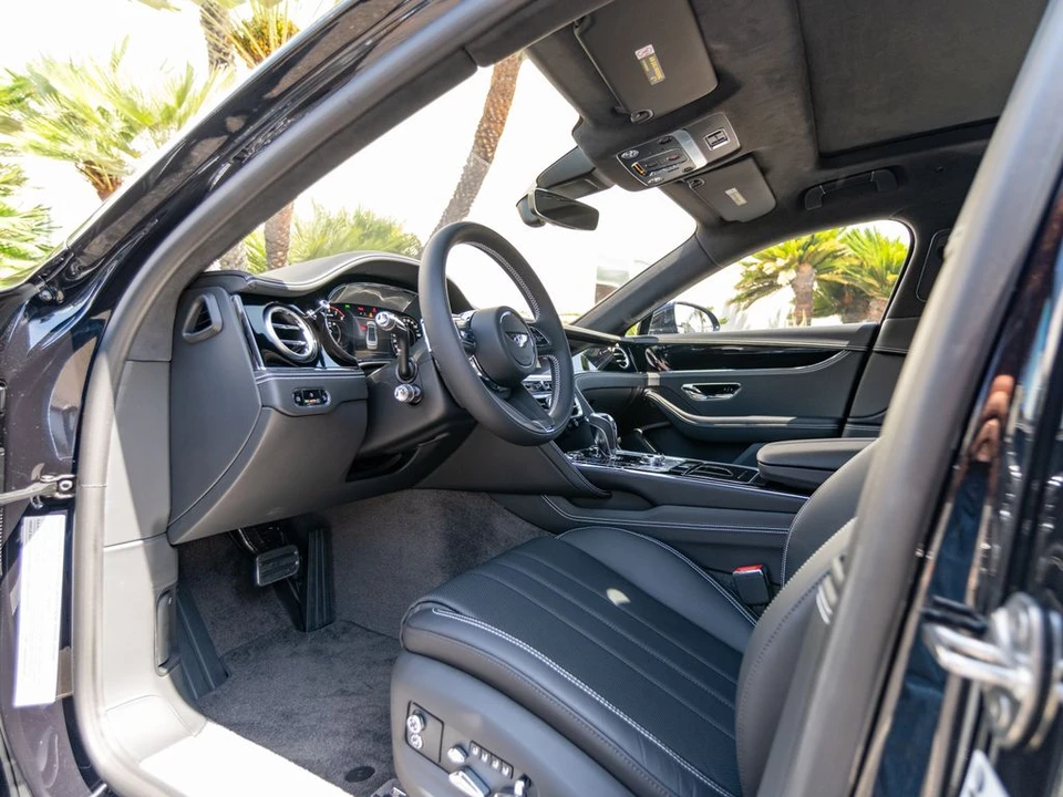 2026 Bentley Continental Flying Spur - Image 2 of 31