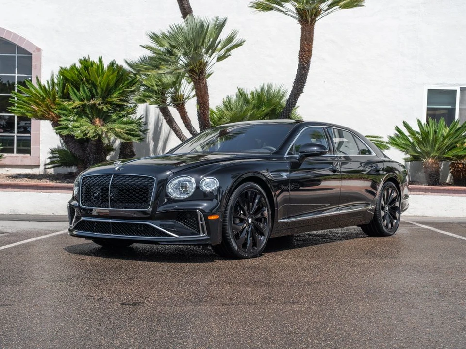 2026 Bentley Continental Flying Spur - Image 31 of 31