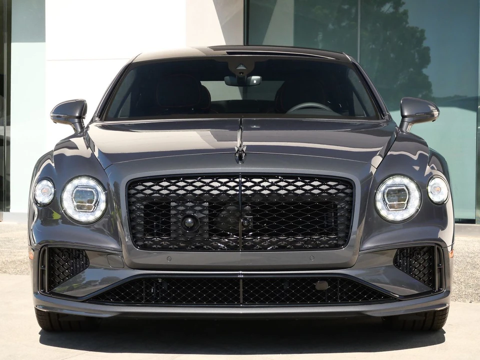2026 Bentley - Image 11 of 29
