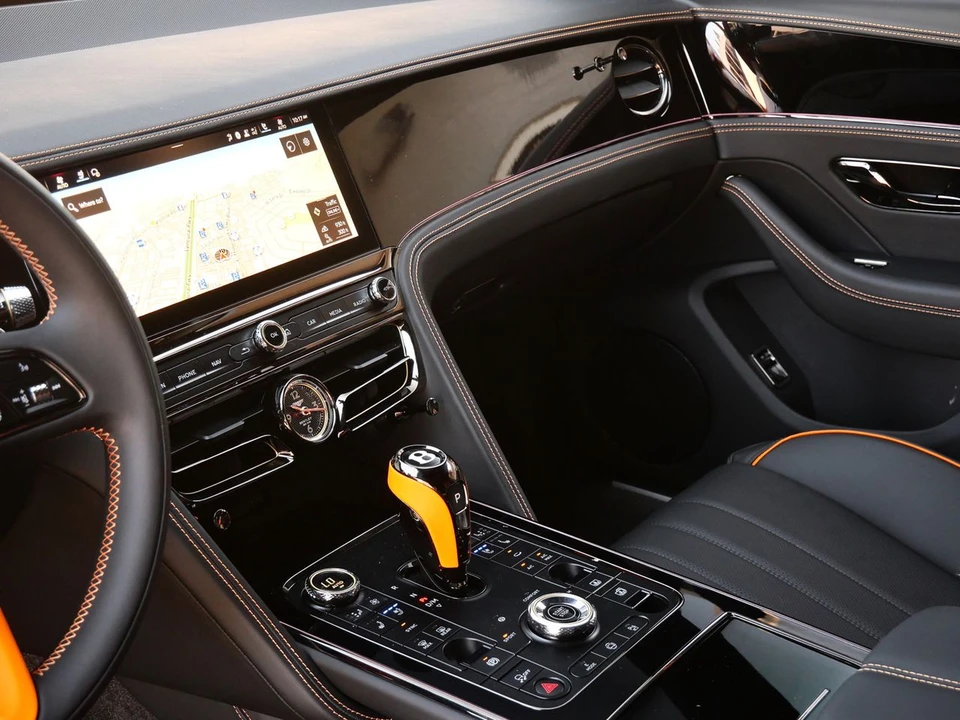 2026 Bentley - Image 16 of 29