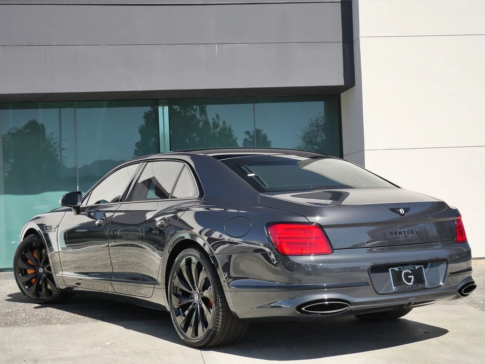 2026 Bentley - Image 3 of 29
