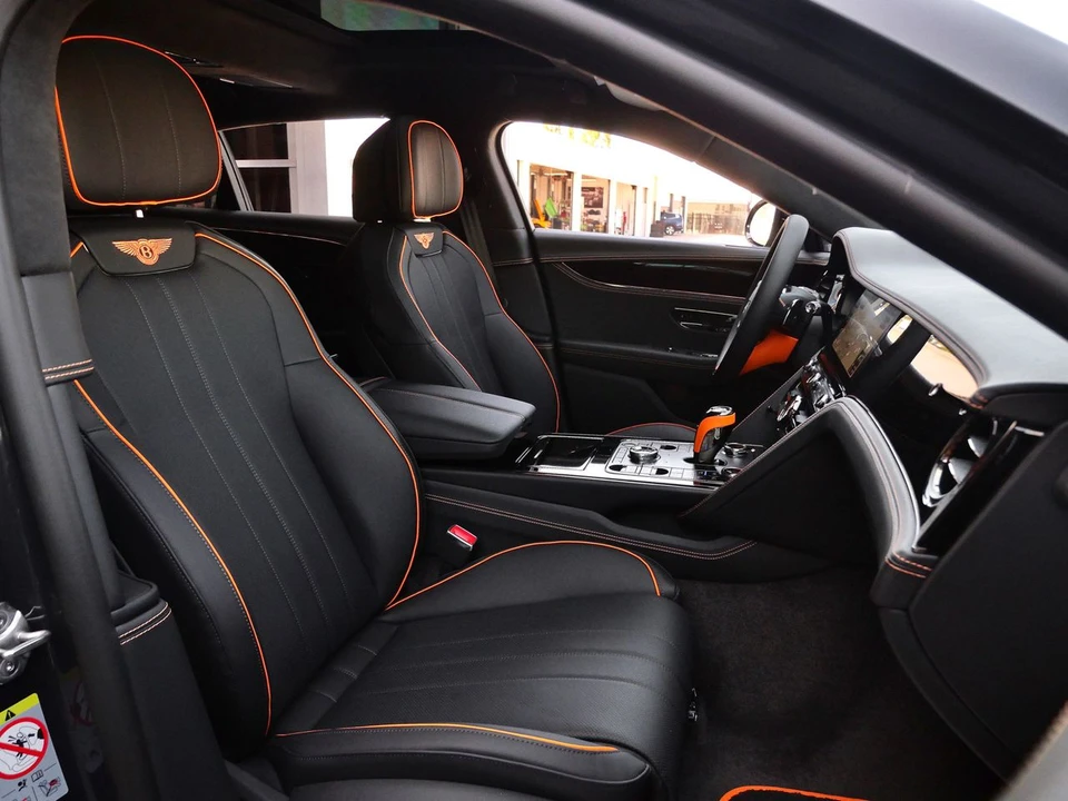2026 Bentley - Image 26 of 29