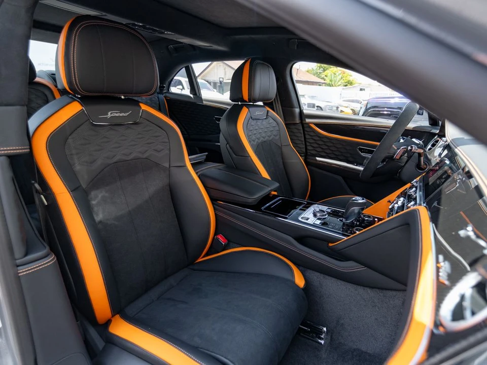 2026 Bentley Continental Flying Spur - Image 25 of 31
