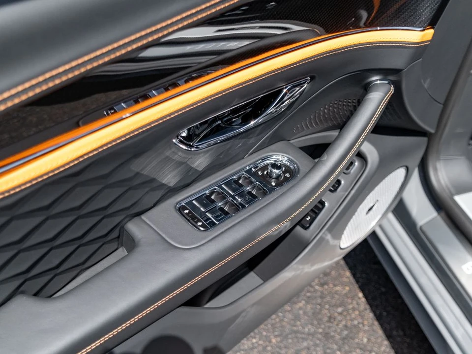 2026 Bentley Continental Flying Spur - Image 16 of 31