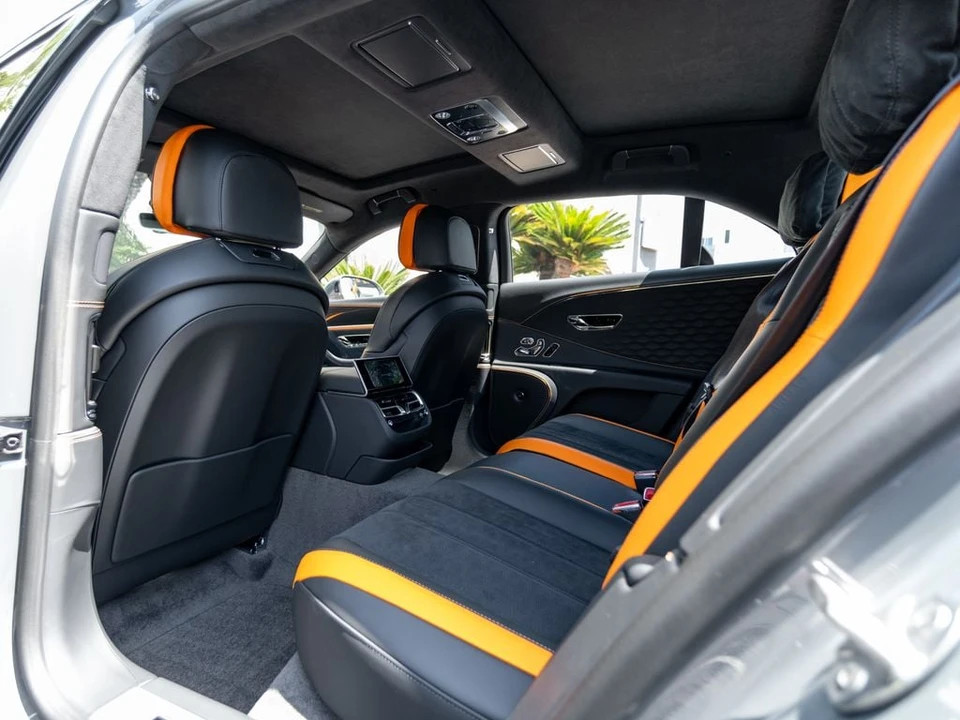 2026 Bentley Continental Flying Spur - Image 17 of 31