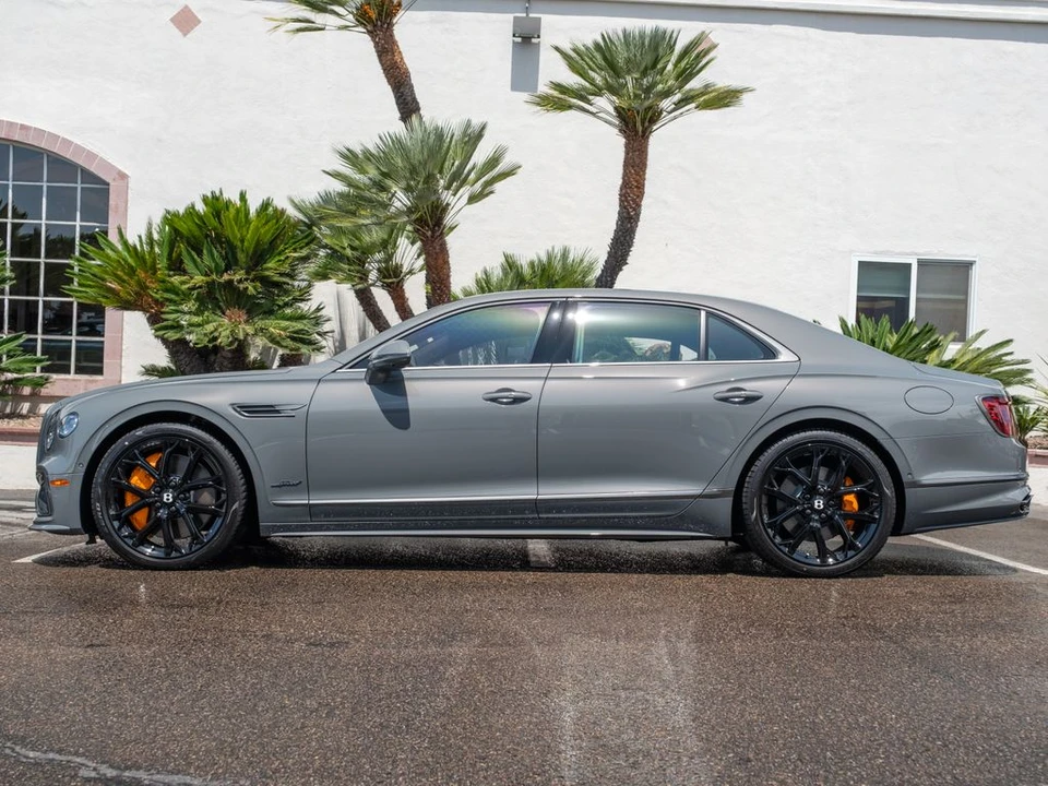 2026 Bentley Continental Flying Spur - Image 5 of 31