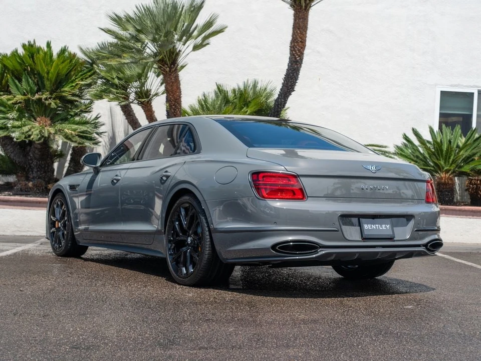 2026 Bentley Continental Flying Spur - Image 3 of 31