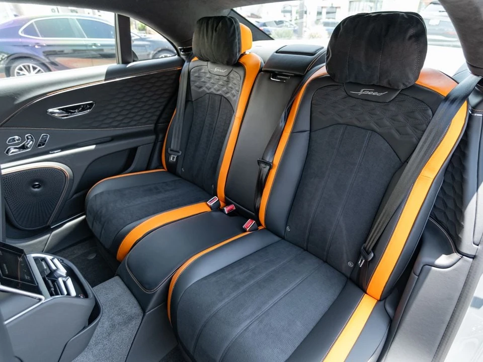 2026 Bentley Continental Flying Spur - Image 19 of 31