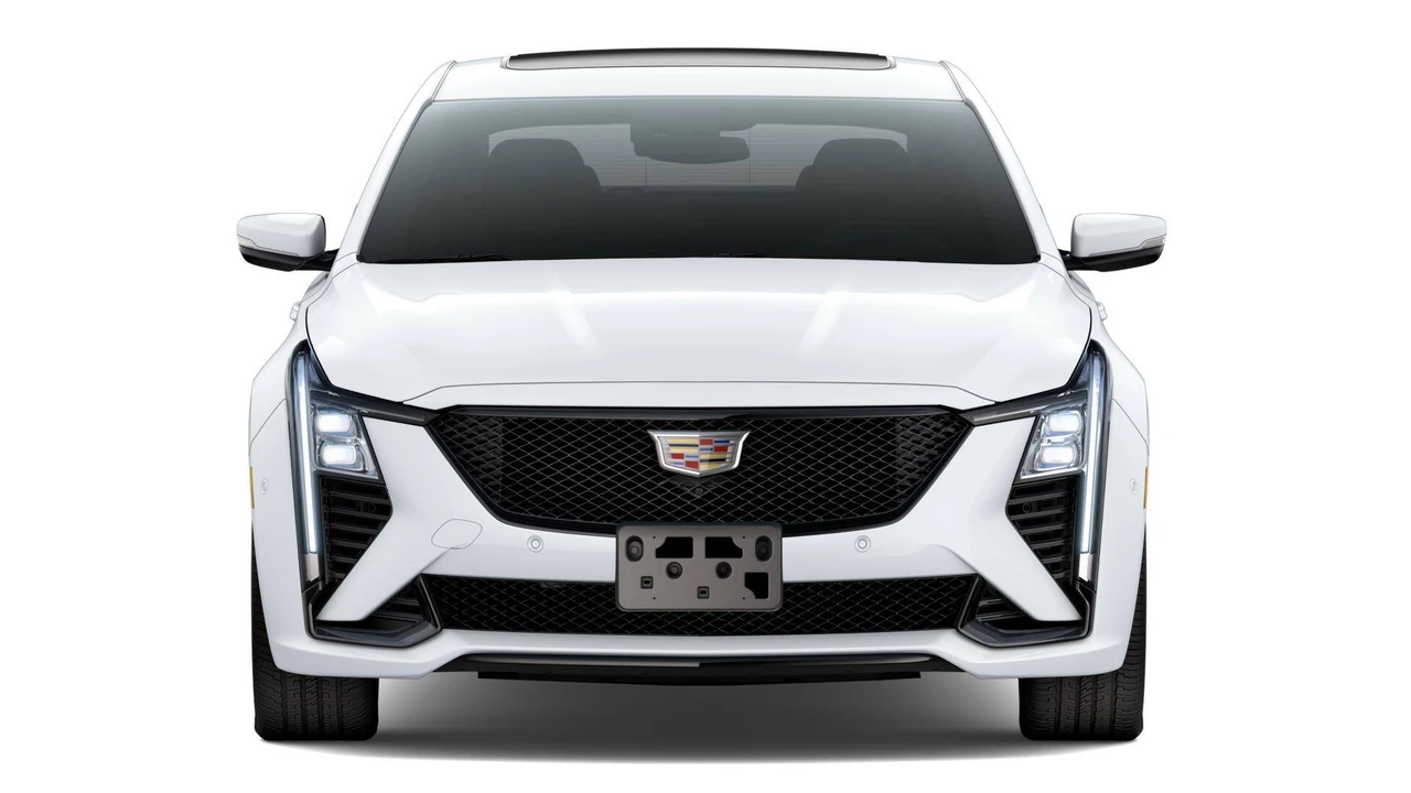 2026 Cadillac CT5-V - Image 26 of 31
