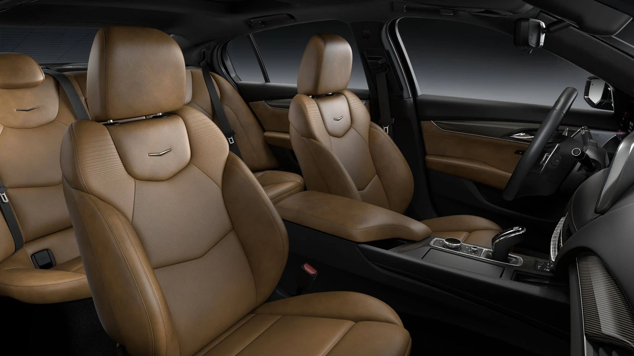 2026 Cadillac CT5-V - Image 9 of 11
