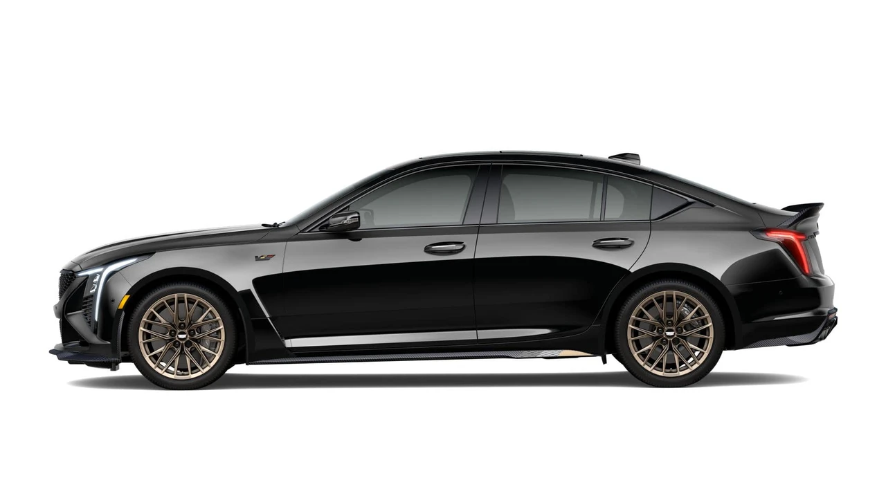 2026 Cadillac CT5-V Blackwing - Image 27 of 31