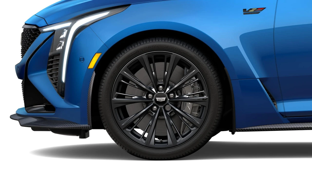 2026 Cadillac CT5-V Blackwing - Image 8 of 12