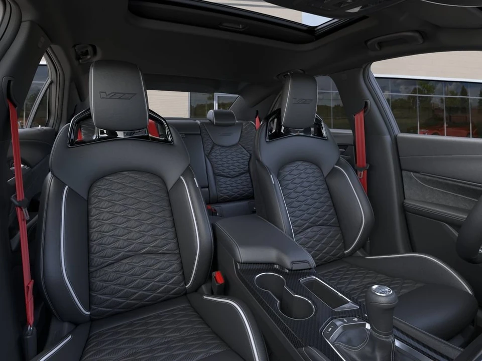 2026 Cadillac CT4-V Blackwing - Image 16 of 31