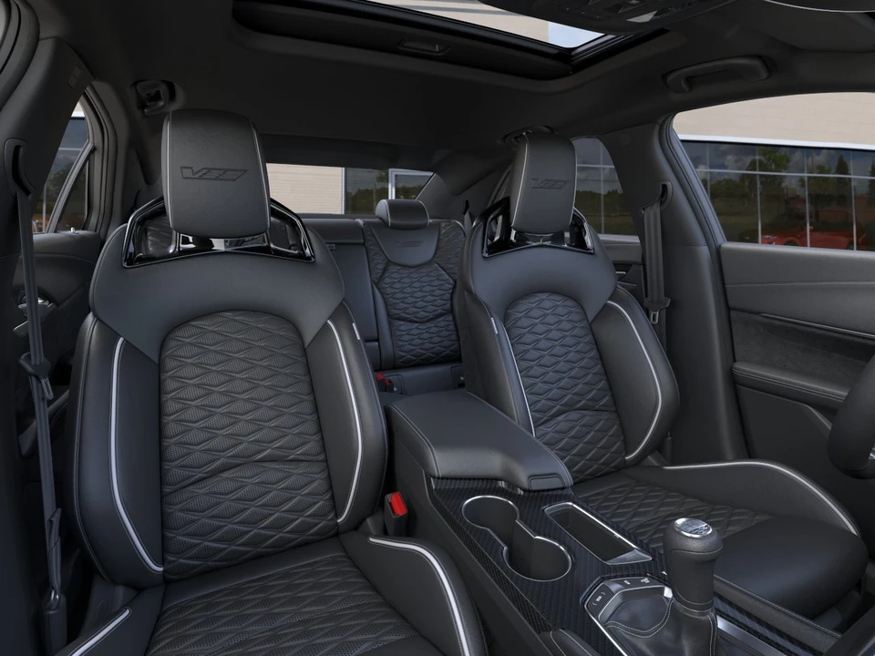 2026 Cadillac CT4-V Blackwing - Image 17 of 31
