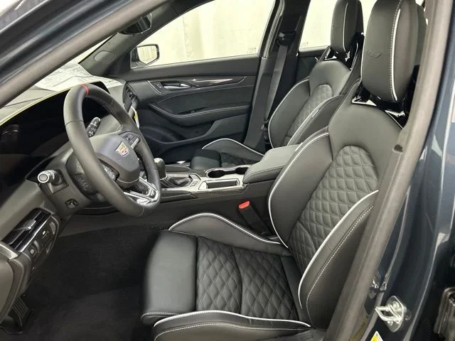 2026 Cadillac CT5-V - Image 5 of 31