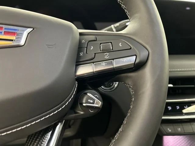 2026 Cadillac CT5-V - Image 10 of 31