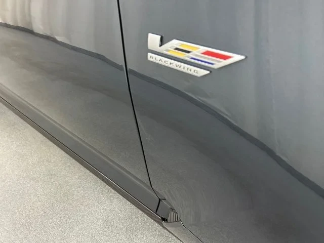 2026 Cadillac CT5-V - Image 30 of 31