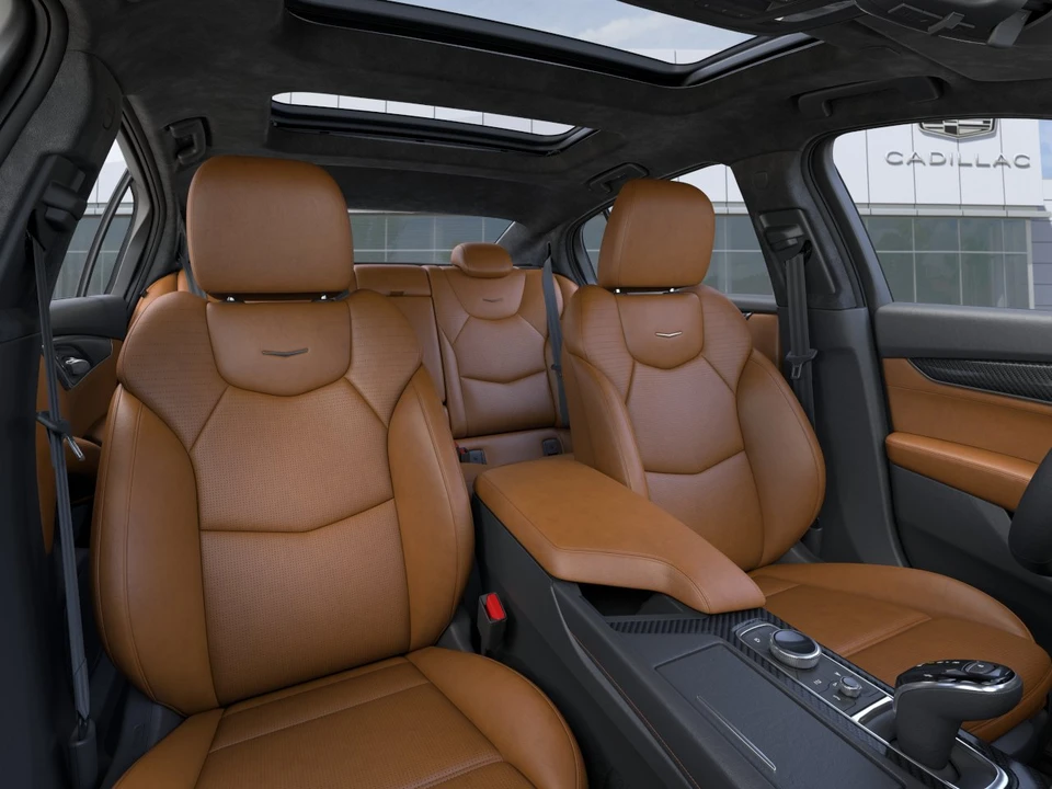 2026 Cadillac CT5-V - Image 16 of 31