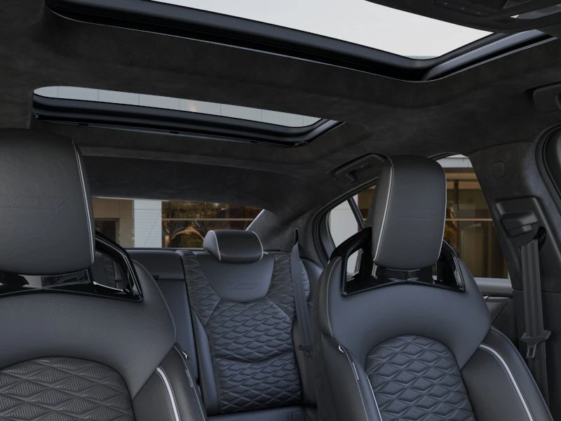 2026 Cadillac CT5-V - Image 24 of 31