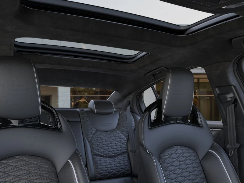 2026 Cadillac CT5-V - Image 24 of 31