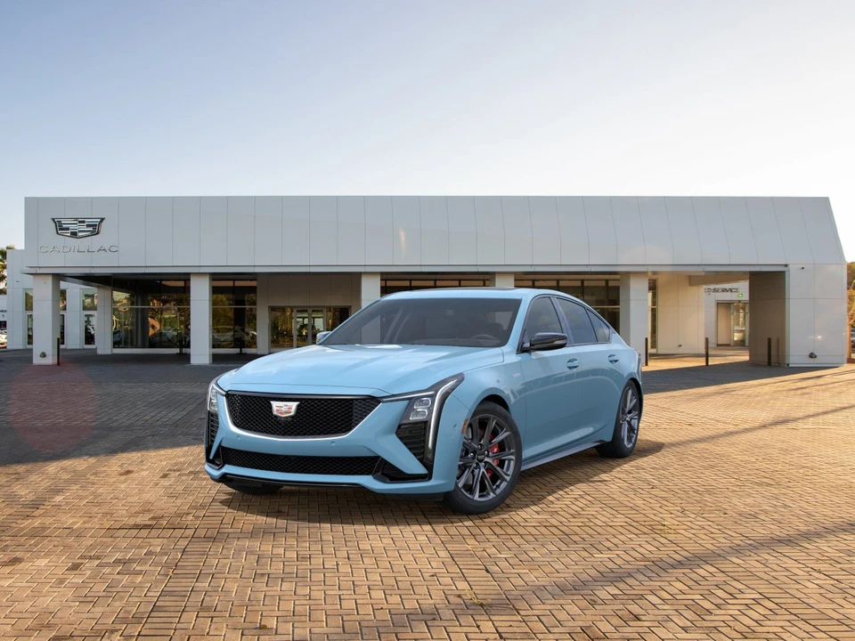 2026 Cadillac CT5-V - Image 8 of 31