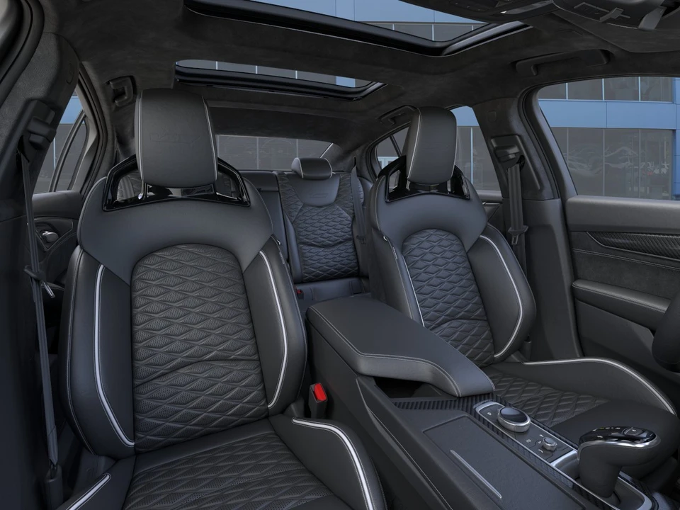 2026 Cadillac CT5-V - Image 16 of 31