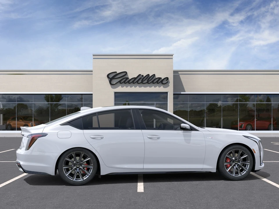 2026 Cadillac CT5-V - Image 29 of 31