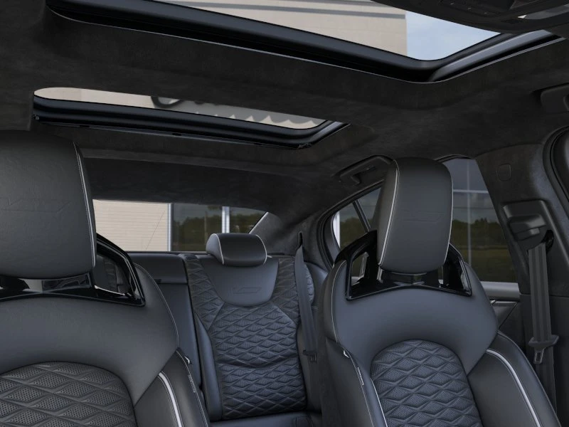 2026 Cadillac CT5-V - Image 24 of 31
