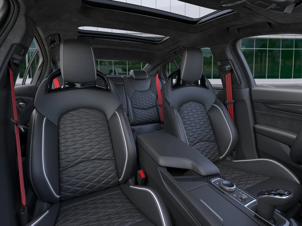 2026 Cadillac CT5-V - Image 16 of 31
