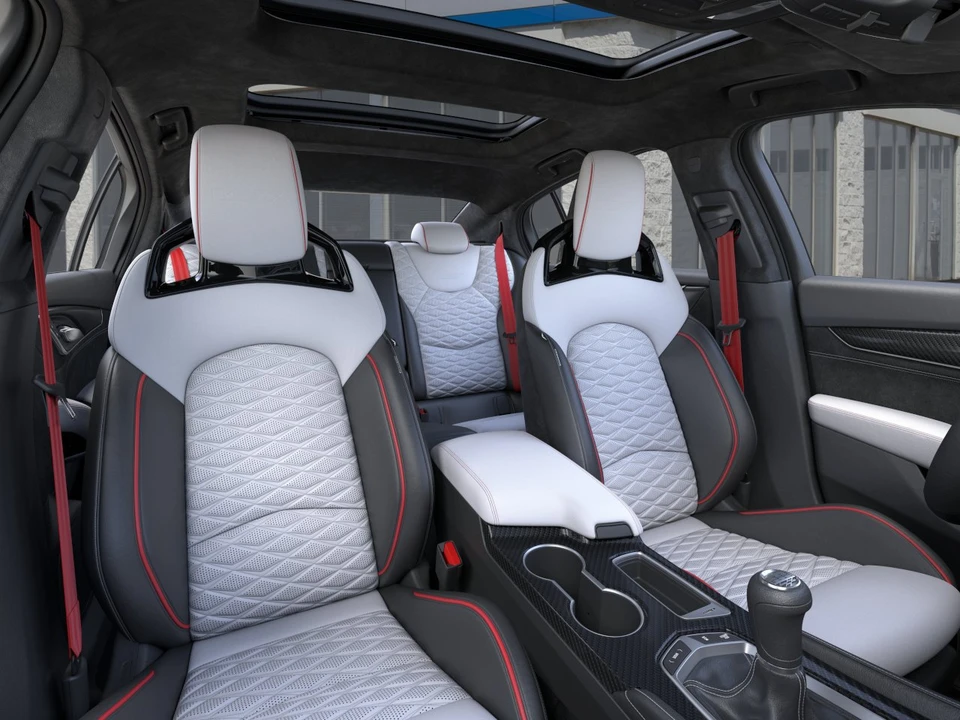 2026 Cadillac CT5-V Blackwing - Image 17 of 31