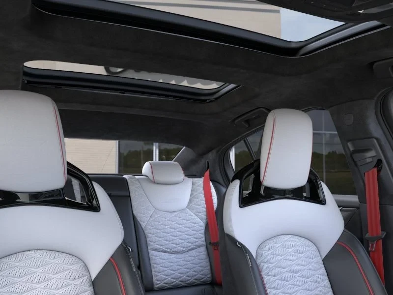 2026 Cadillac CT5-V Blackwing - Image 24 of 31