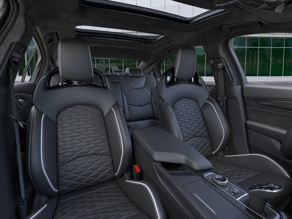 2026 Cadillac CT5-V Blackwing - Image 16 of 31