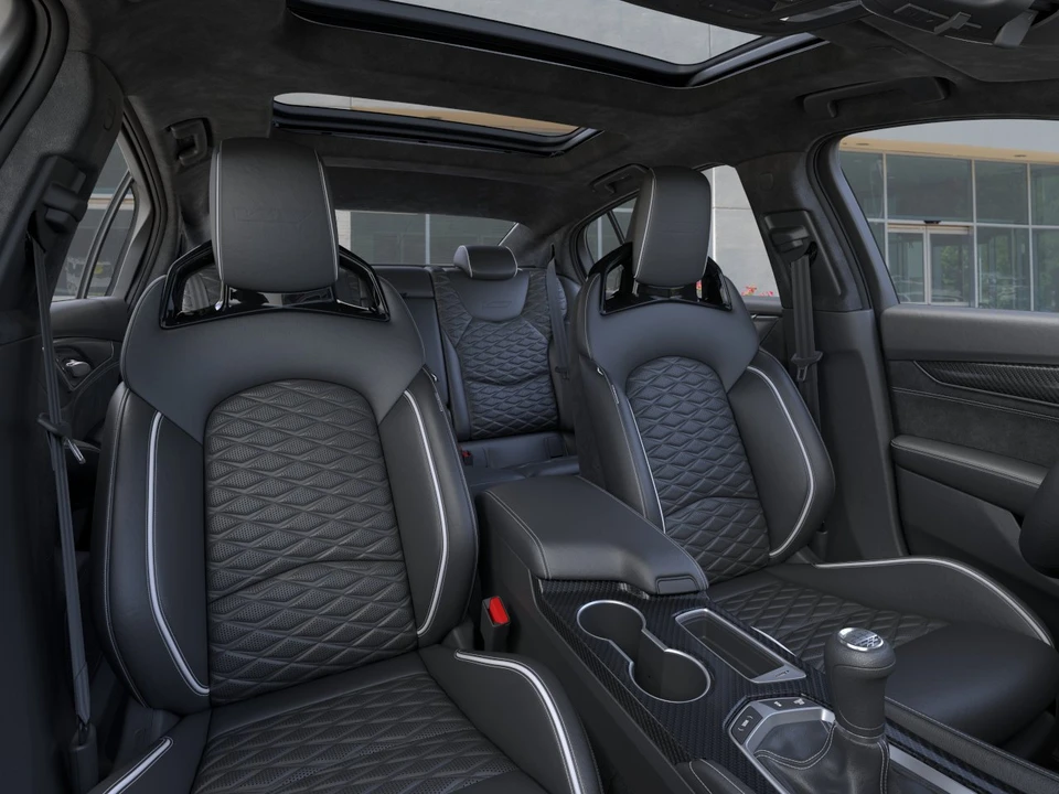 2026 Cadillac CT5-V Blackwing - Image 17 of 31
